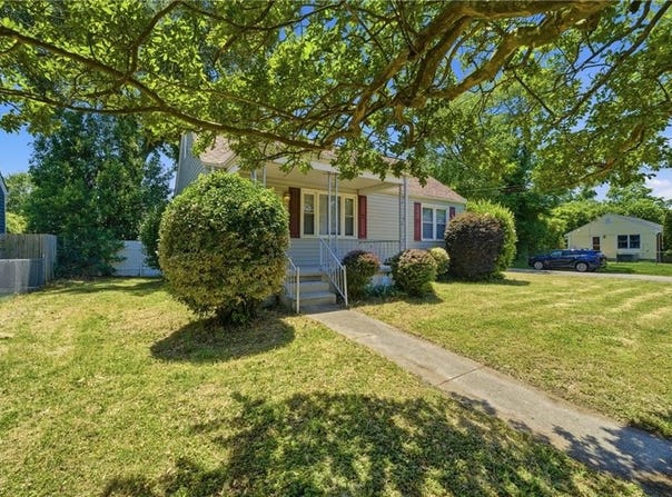 1019 Beach View Street, Norfolk, VA 23503