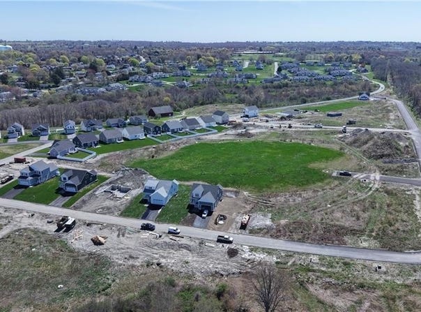 152 Revolution Way, Middletown, RI 02842