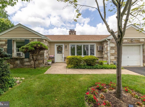 738 HILLCREST AVENUE, GLENSIDE, PA 19038