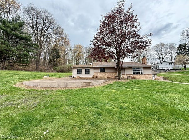 83 Oneida Trail, Malvern, OH 44644