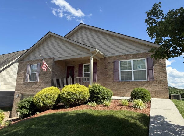 140 Alexa Lane, Christiansburg, VA 24073