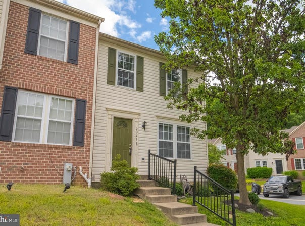 2021 HACKBERRY Road, BALTIMORE, MD 21221
