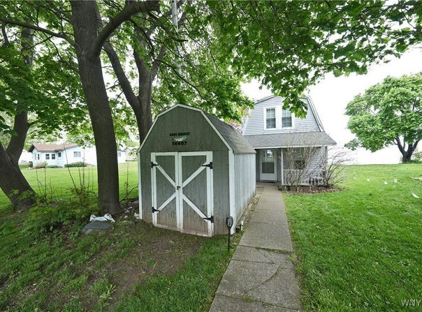 14407 Lakeshore Road, Carlton, NY 14477