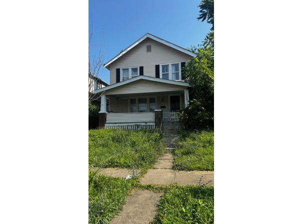 1048 E 15th Avenue, Columbus, OH 43211
