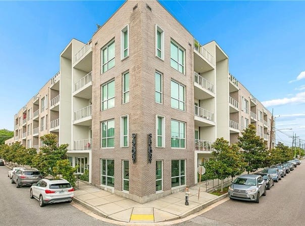 900 BARTHOLOMEW Street, New Orleans, LA 70117
