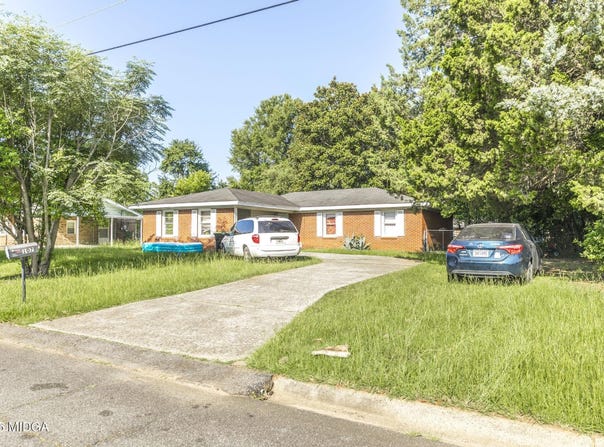 107 Virginia Drive, Warner Robins, GA 31093