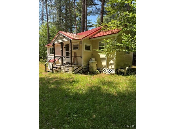 9876 Brown Tract Rd, Remsen, NY 13438