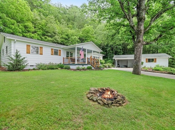 589 Noah Gibson Road, Franklin, NC 28734