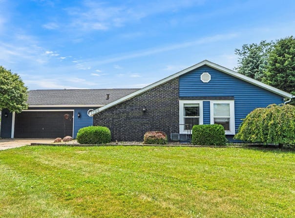 1706 Laramie Trace, Kendallville, IN 46755-2904