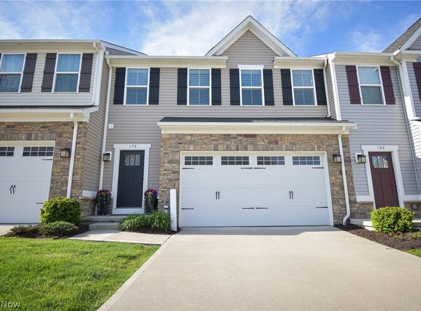 178 Topsail Drive, Medina, OH 44256