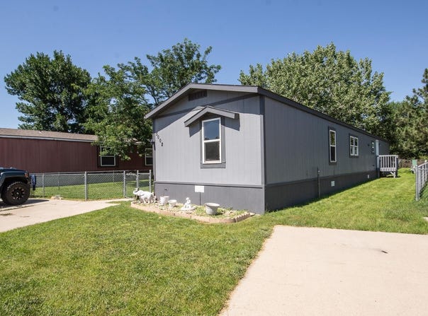 5002 Roberts Ct, Rapid City, SD 57703