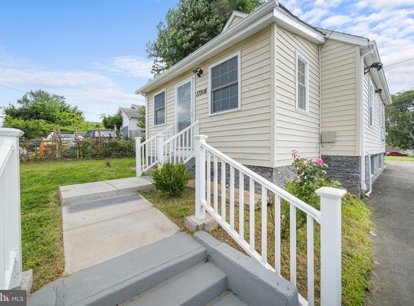 17914 DR DAVID CLINE LANE, DUMFRIES, VA 22026