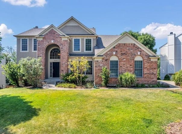 3345 W 145th Terrace, Leawood, KS 66224