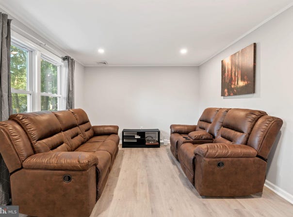 6362 MONMOUTH DRIVE, MAYS LANDING, NJ 08330