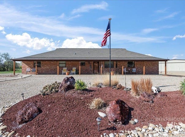 10514 Airpark Loop, Melba, ID 83641