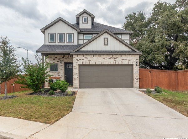 12518 YELLOWSTONE PT, San Antonio, TX 78254