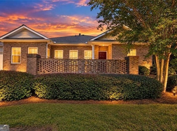 119 Villa Park Circle, Stone Mountain, GA 30087