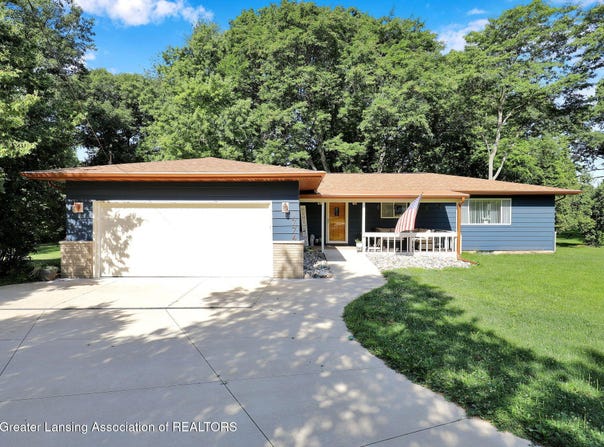 1774 Harvey Drive, Williamston, MI 48895