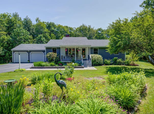46 Blackberry Lane, Cumberland, ME 04021
