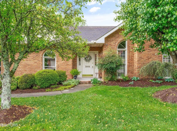 3804 Whitworth Drive, Knoxville, TN 37938