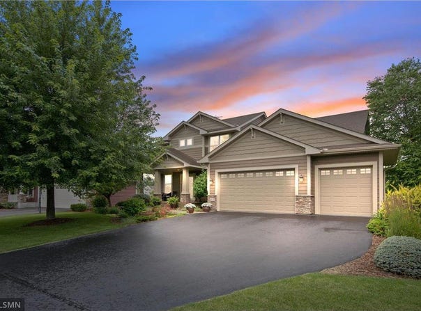 3631 Woodcrest Circle, Eagan, MN 55123
