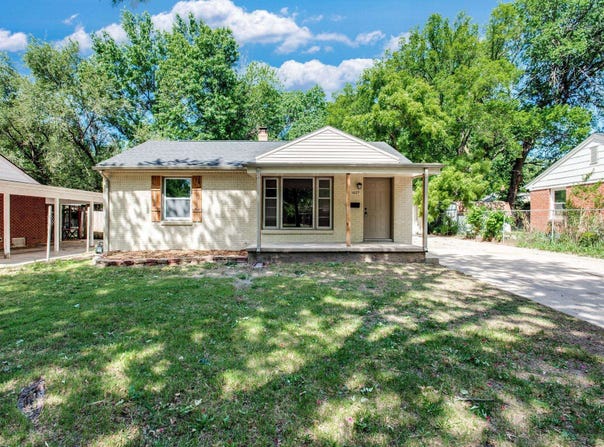 1827 S Battin St, Wichita, KS 67218