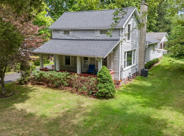 389 Hillsdale Street, Hillsdale, MI 49242