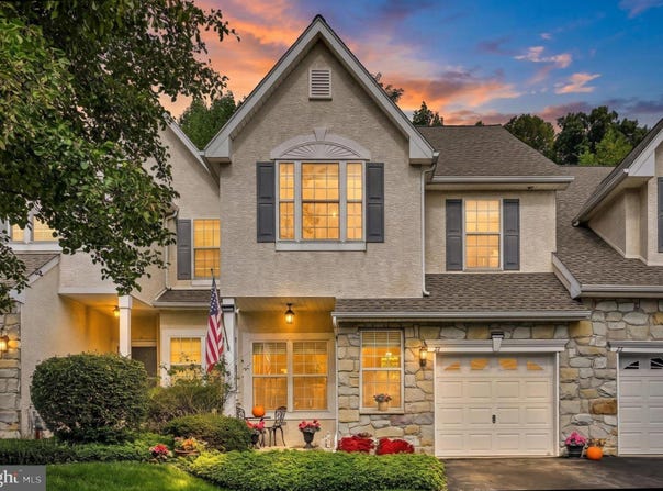 24 KENNEDY Drive, DOWNINGTOWN, PA 19335