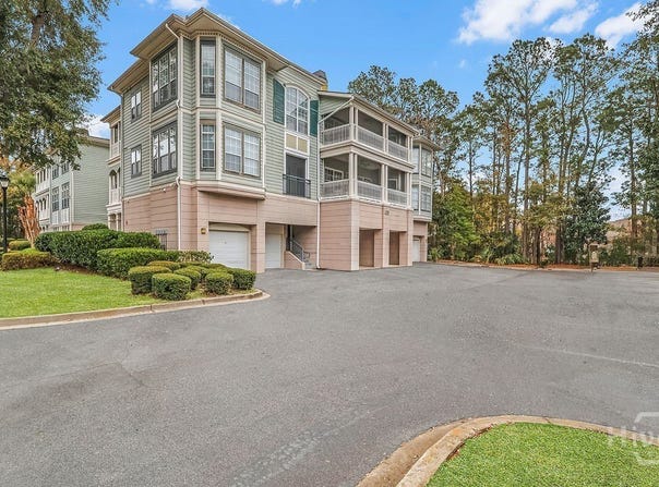 1312 Whitemarsh Way, Savannah, GA 31410