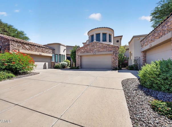 7445 E Eagle Crest Drive, Mesa, AZ 85207