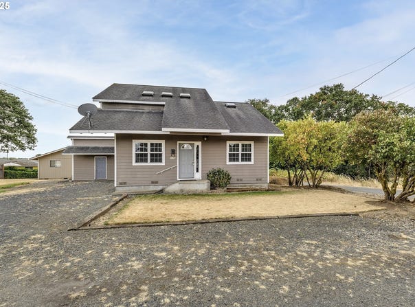 1075 UMATILLA ST, St. Helens, OR 97051