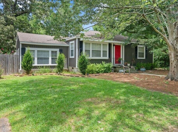 1811 Eva St., Hattiesburg, MS 39401