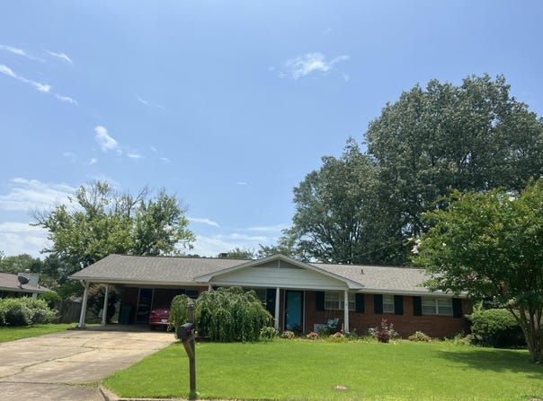 2509 Confederate Ave., Tupelo, MS 38801