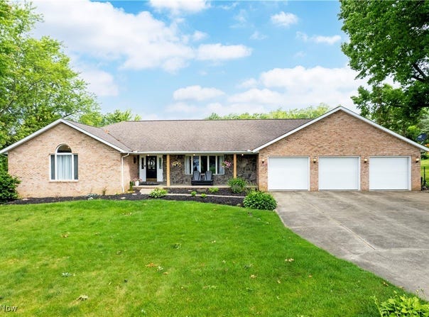 13946 Highview Drive, Dalton, OH 44618