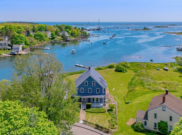 7 Pier Road, Kennebunkport, ME 04046