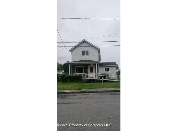 911 Prince Street, Taylor, PA 18517
