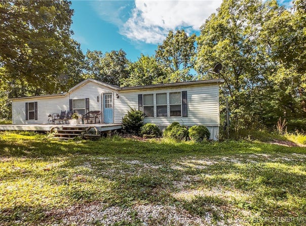 66 Mcgarity Road, Eldon, MO 65026