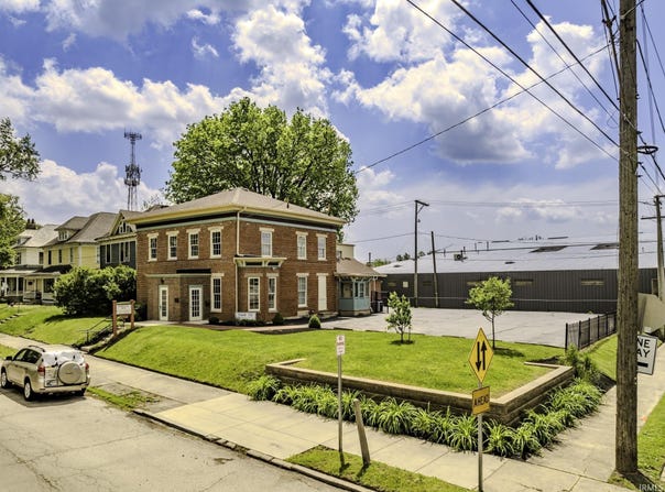 607 E Charles Street, Muncie, IN 47305