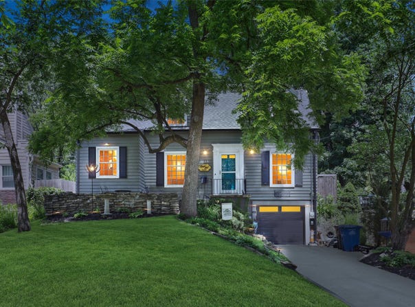 3923 Maquoketa Drive, Des Moines, IA 50311