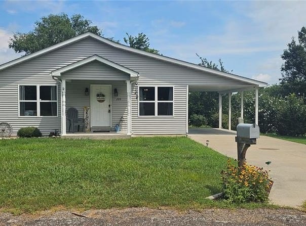 205 Orchard Street, New Haven, MO 63068