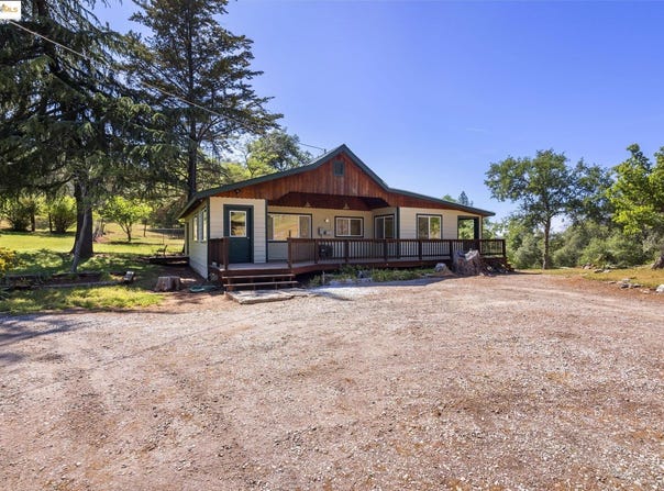 24040 Ponce Rd., Columbia, CA 95310