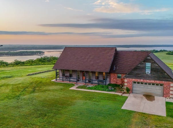 8250 E Brake Road, Newkirk, OK 74647