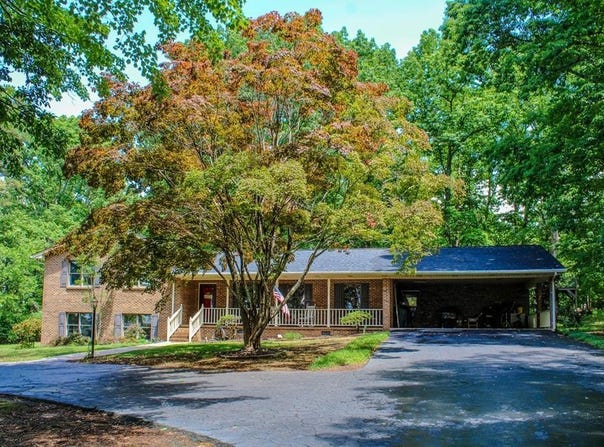 1773 BARKER RD, Ringgold, VA 24586