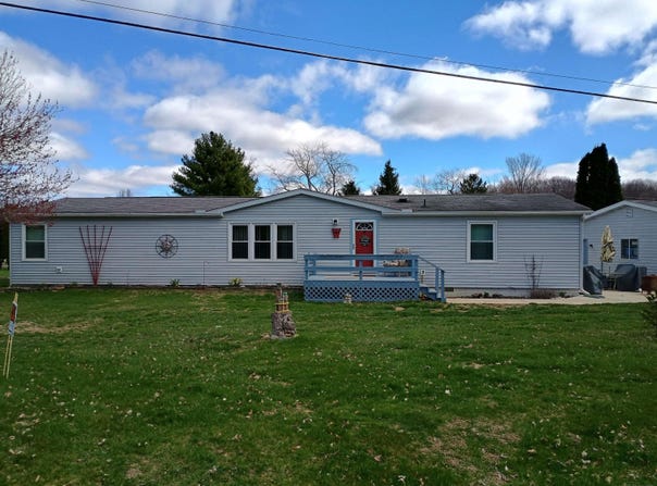 4424 DAWN, Hillsdale, MI 49242-9733