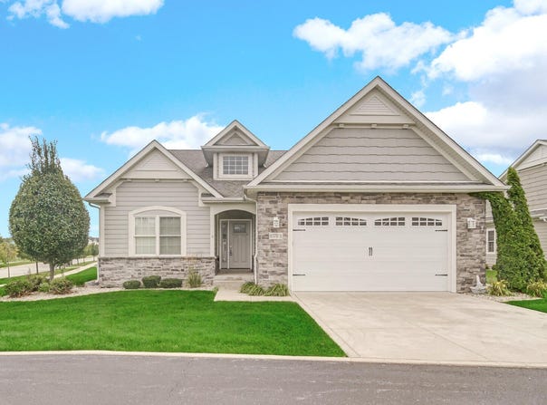 10370 White Sand Lane, Dyer, IN 46311