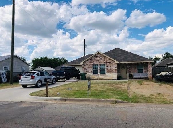 1005 SE 13TH Street, Mineral Wells, TX 76067