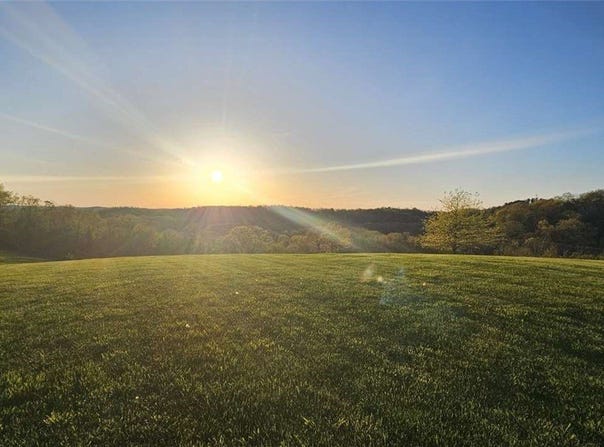 469 Dutchman Run Rd, Lower Burrell, PA 15068