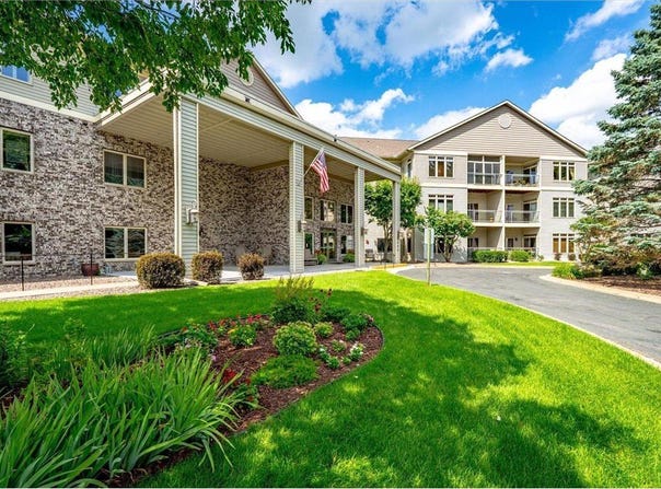 5200 Pathways Avenue, White Bear Lake, MN 55110