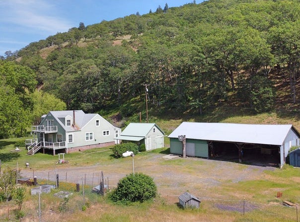 992 HIGHWAY 142, Lyle, WA 98635