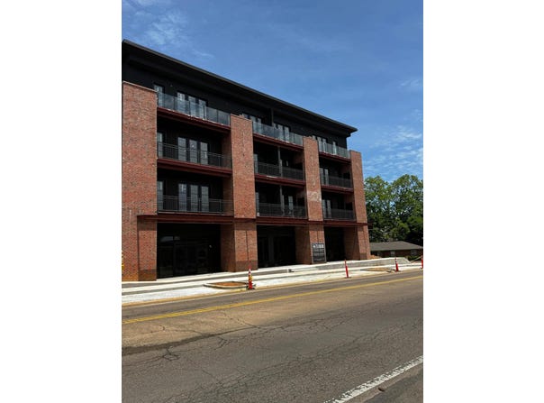 403 Russell St #207, Starkville, MS 39759